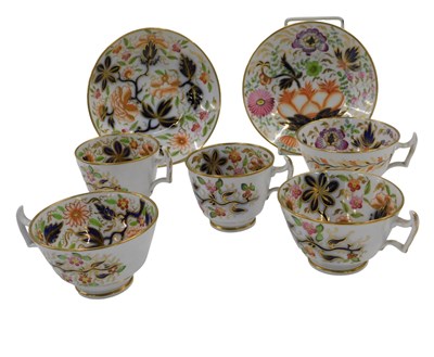 Lot 1136 - Various Imari pattern china, 19thC cups and...
