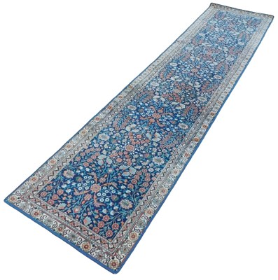 Lot 1147 - A 20thC Turkish Hereke style runner, with...